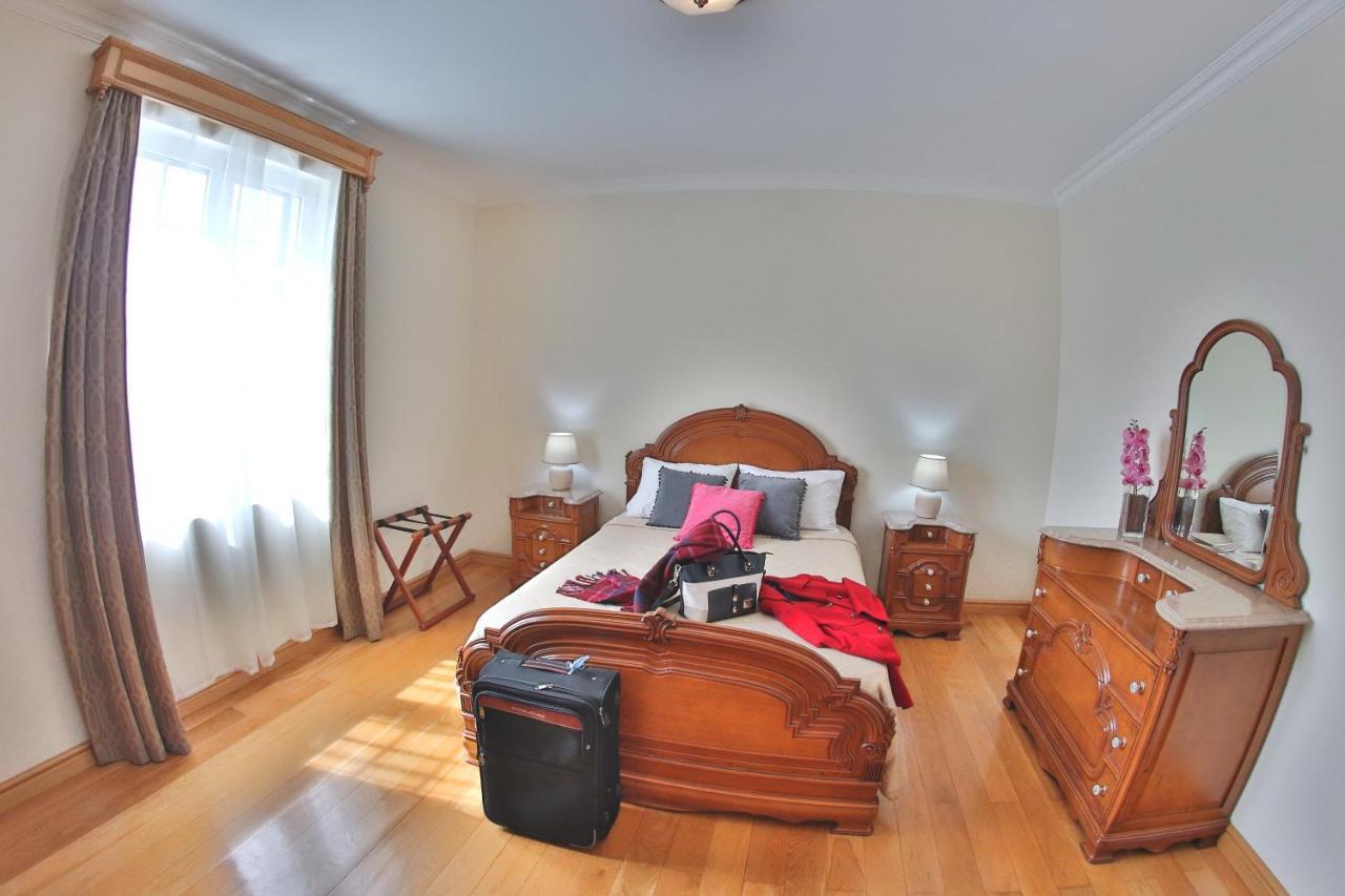 Apartamentos Francisco Martins Віла-Франка-ду-Кампу Екстер'єр фото