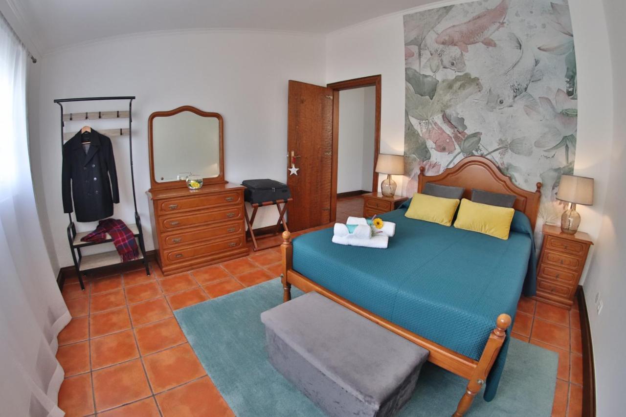 Apartamentos Francisco Martins Віла-Франка-ду-Кампу Екстер'єр фото
