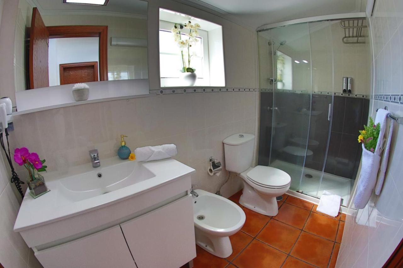 Apartamentos Francisco Martins Віла-Франка-ду-Кампу Екстер'єр фото