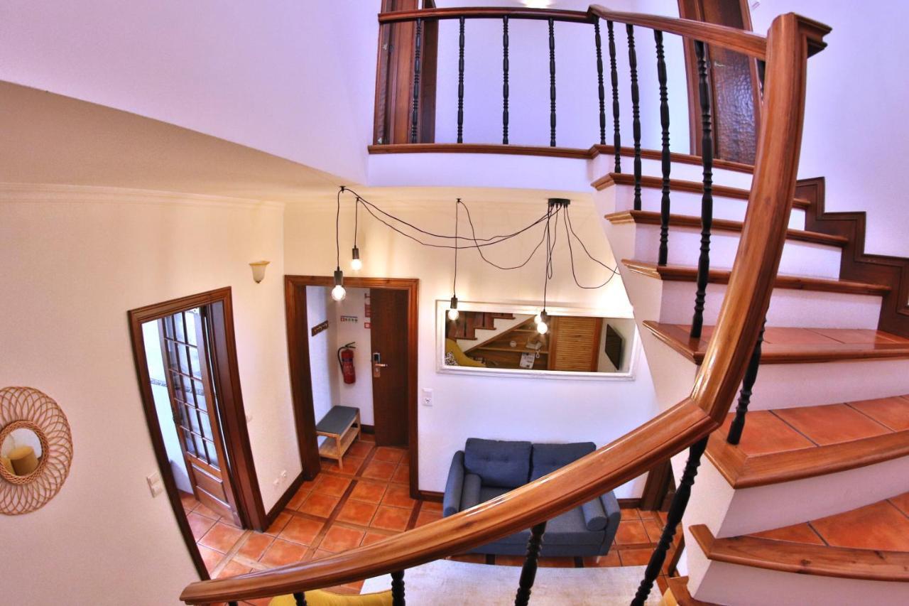 Apartamentos Francisco Martins Віла-Франка-ду-Кампу Екстер'єр фото